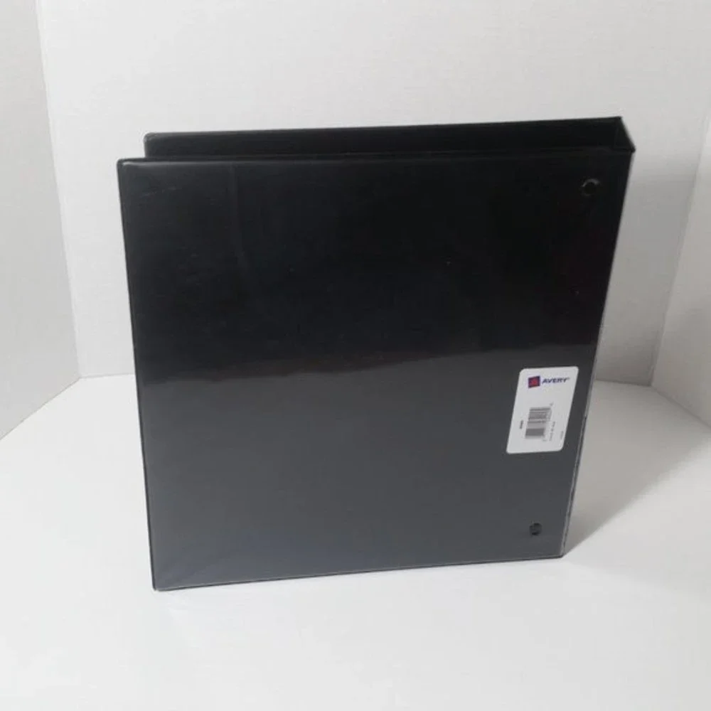 Avery Heavy Duty 3 Ring Binder 1.5